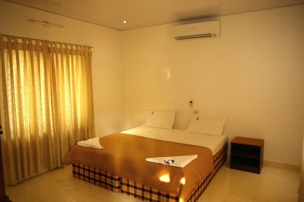 Hotel Dolphin Bay Varkala Exterior foto